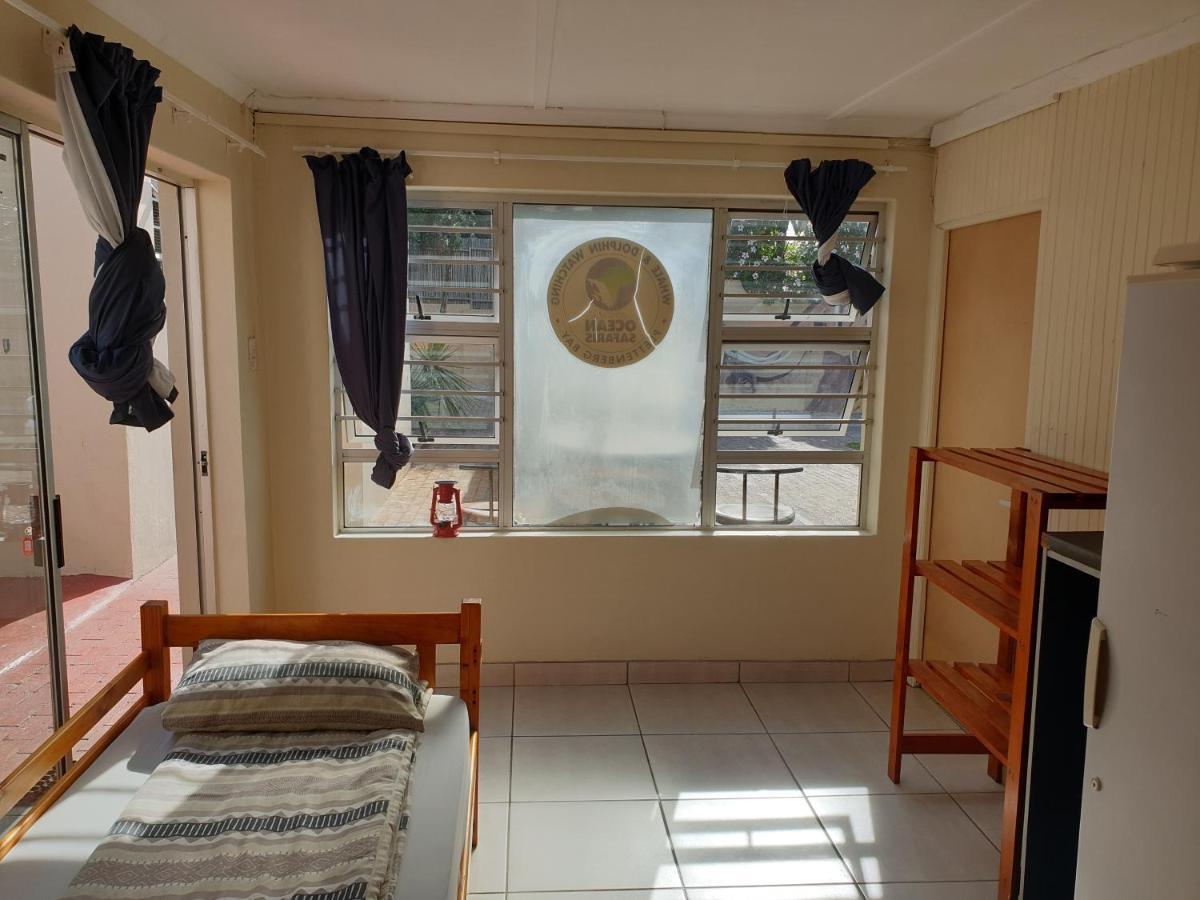 Amakaya Backpackers Travellers Accommodation Плетенбърг Бей Екстериор снимка